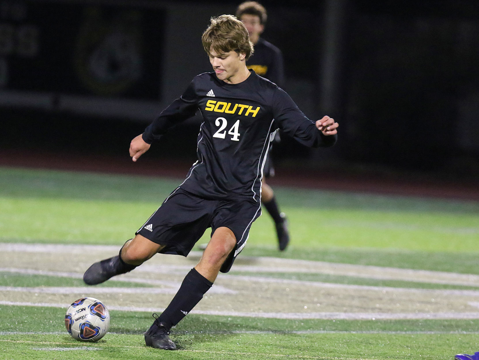 DuBourg vs. Lutheran South soccer